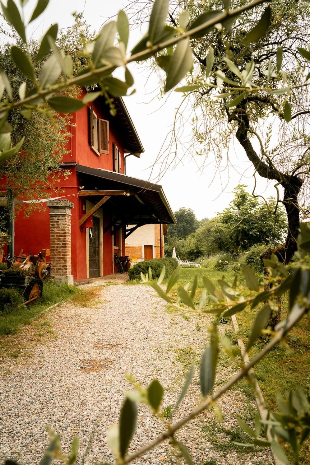 Agriturismo Podere Nigriano Saló Exterior foto