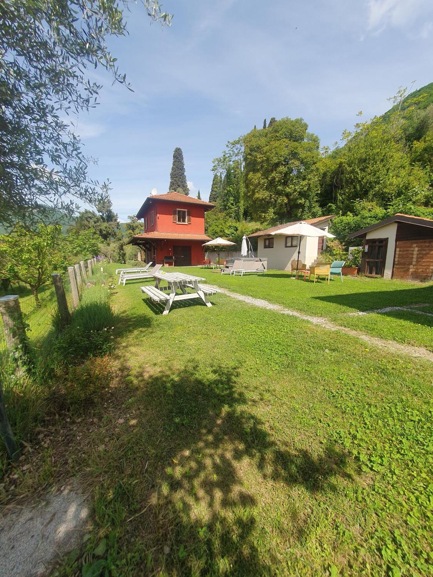 Agriturismo Podere Nigriano Saló Exterior foto